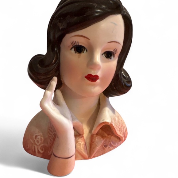 Lefton Other - Lefton 624 Lady Head Planter Elegant Brunette Gloved Blonde Peach Collared Dress